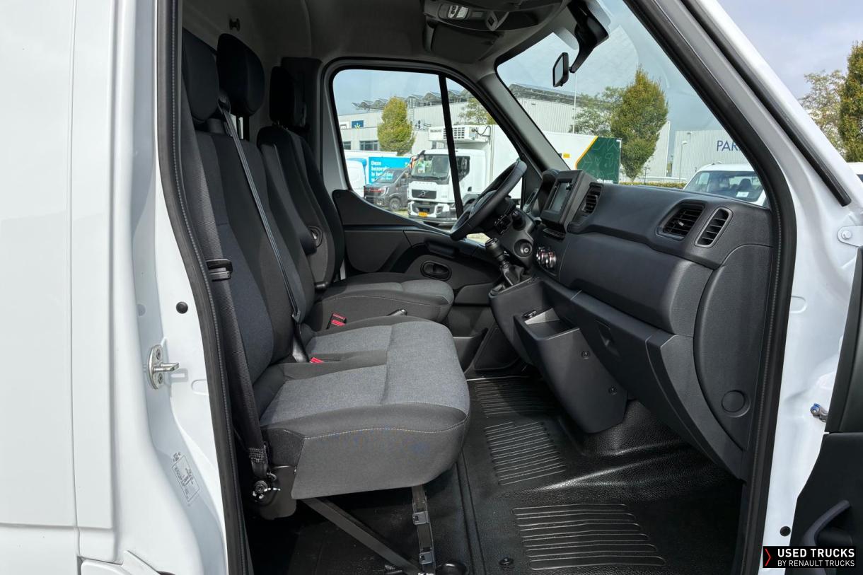 Renault Trucks Master 145