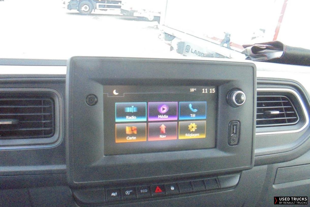 Renault Trucks Master 165