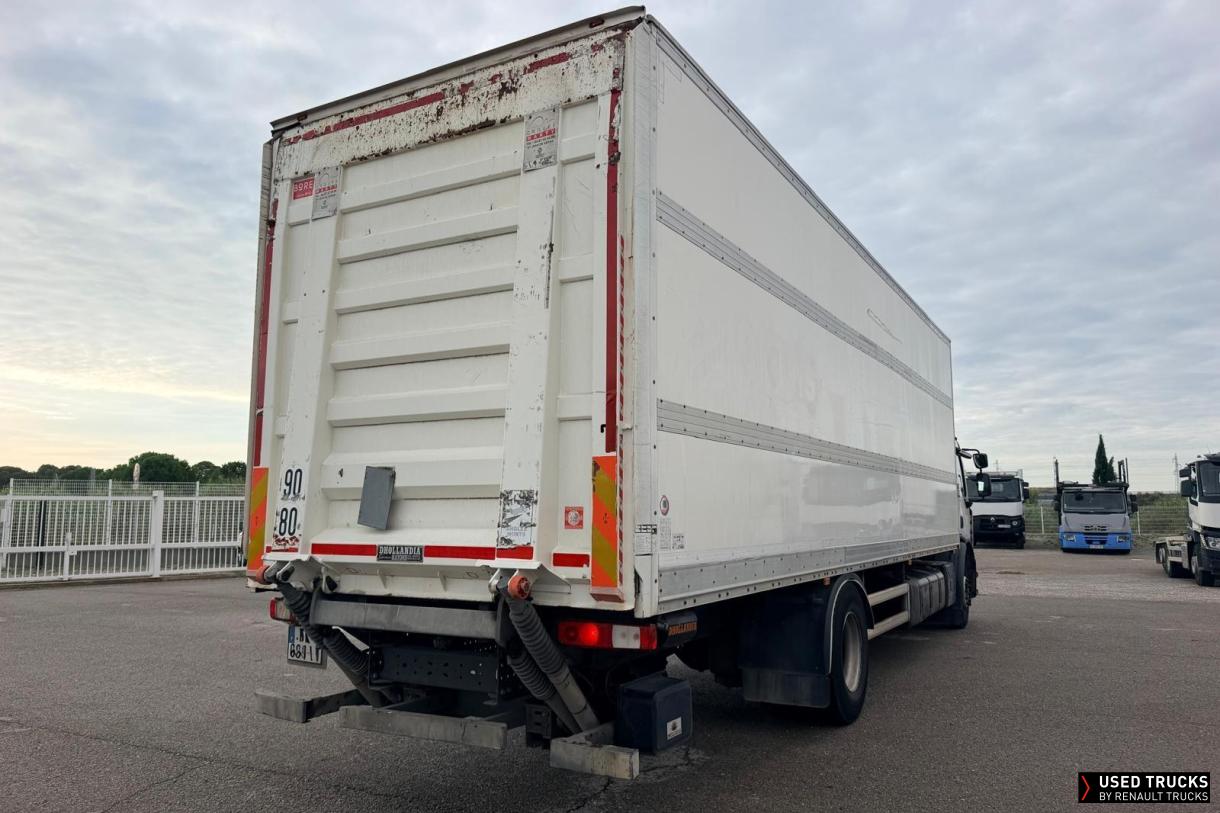Renault Trucks D 320