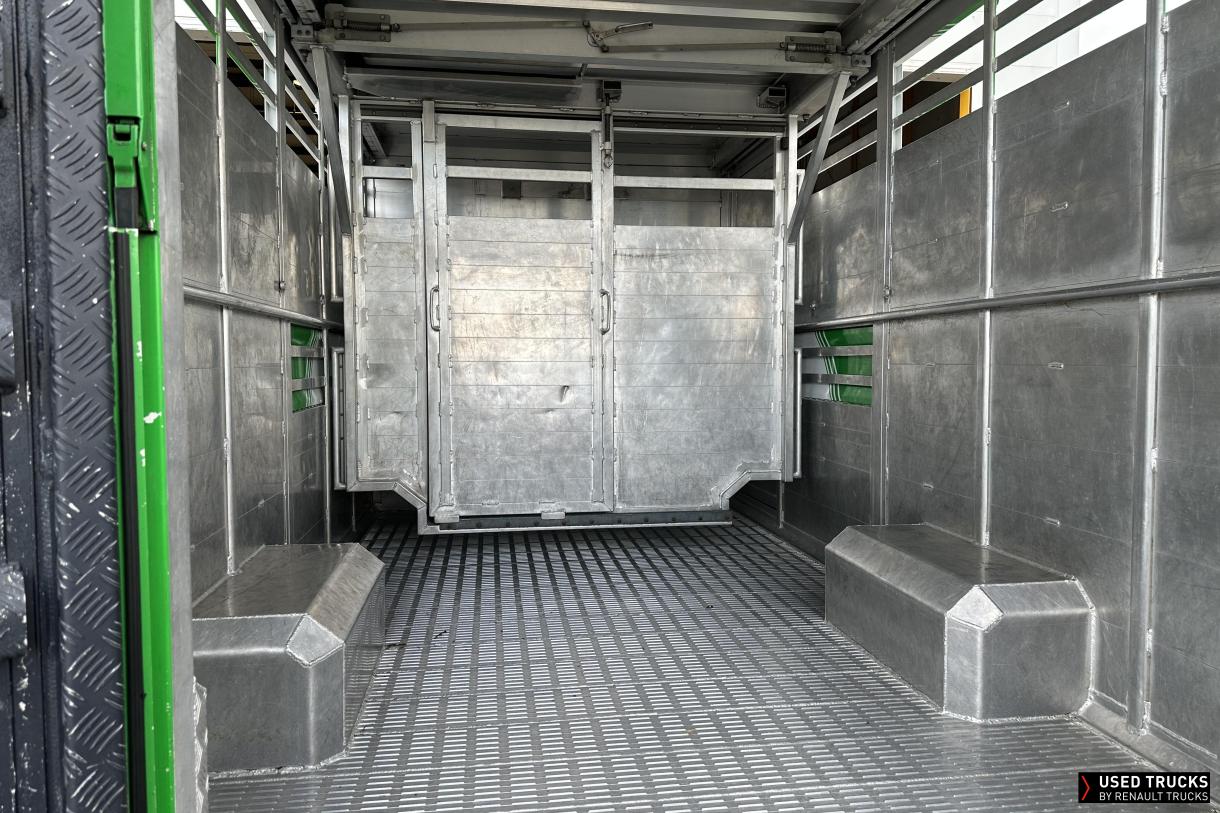 Renault Master 163