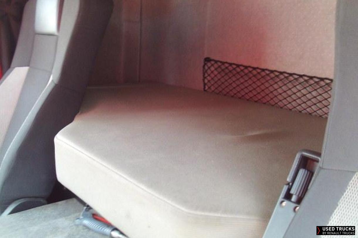 Renault Trucks D Wide 430