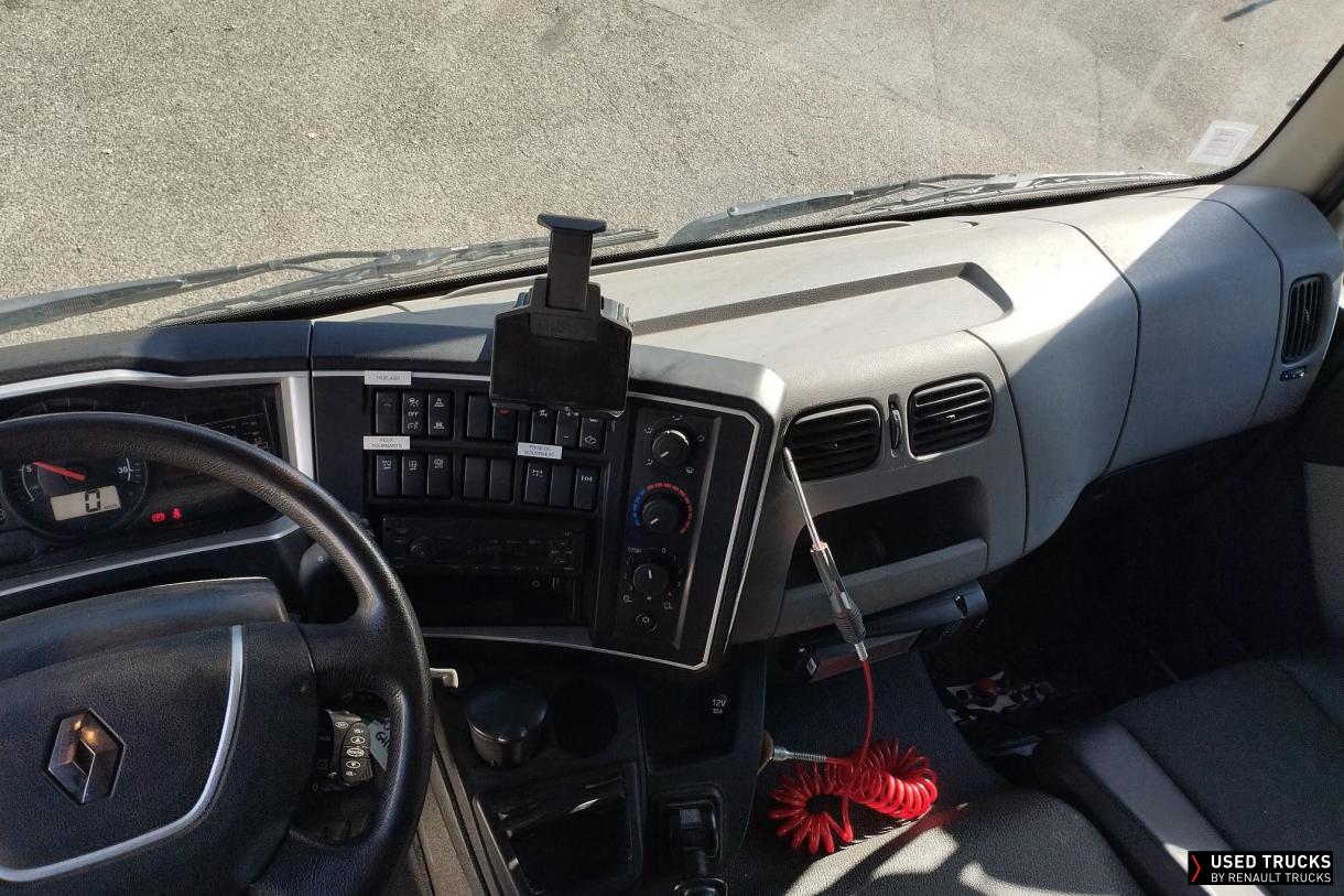Renault Trucks D 240