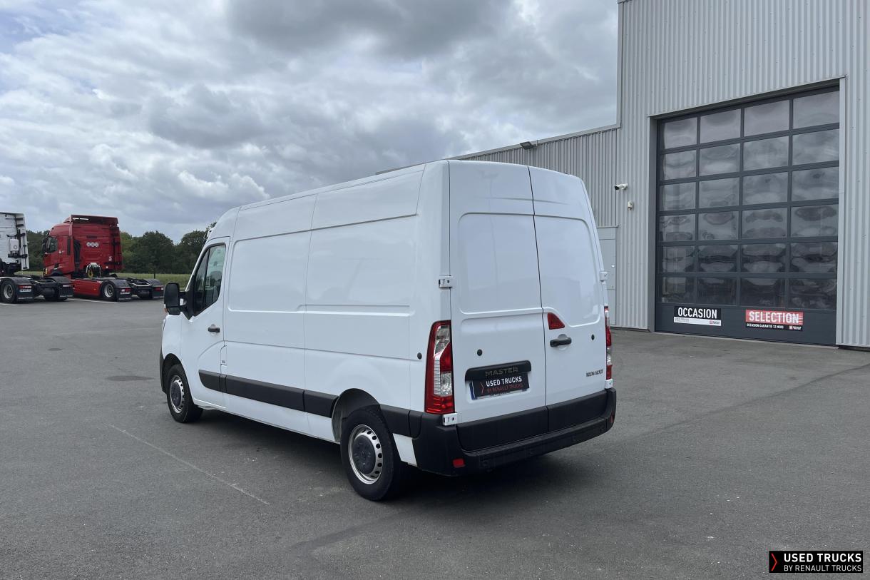 Renault Trucks Master 135