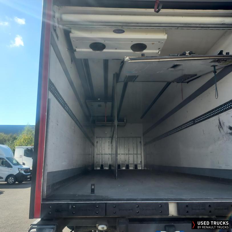 Renault Trucks D Wide 320