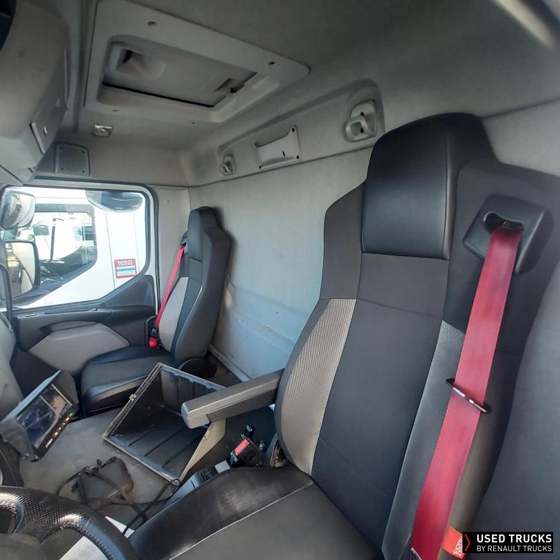 Renault Trucks D Wide 280