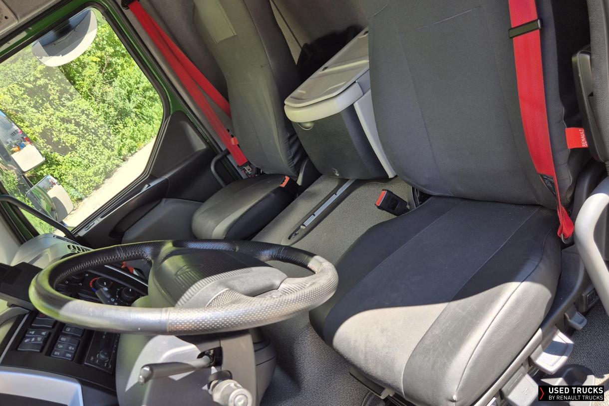 Renault Trucks D Cab 2.1 320