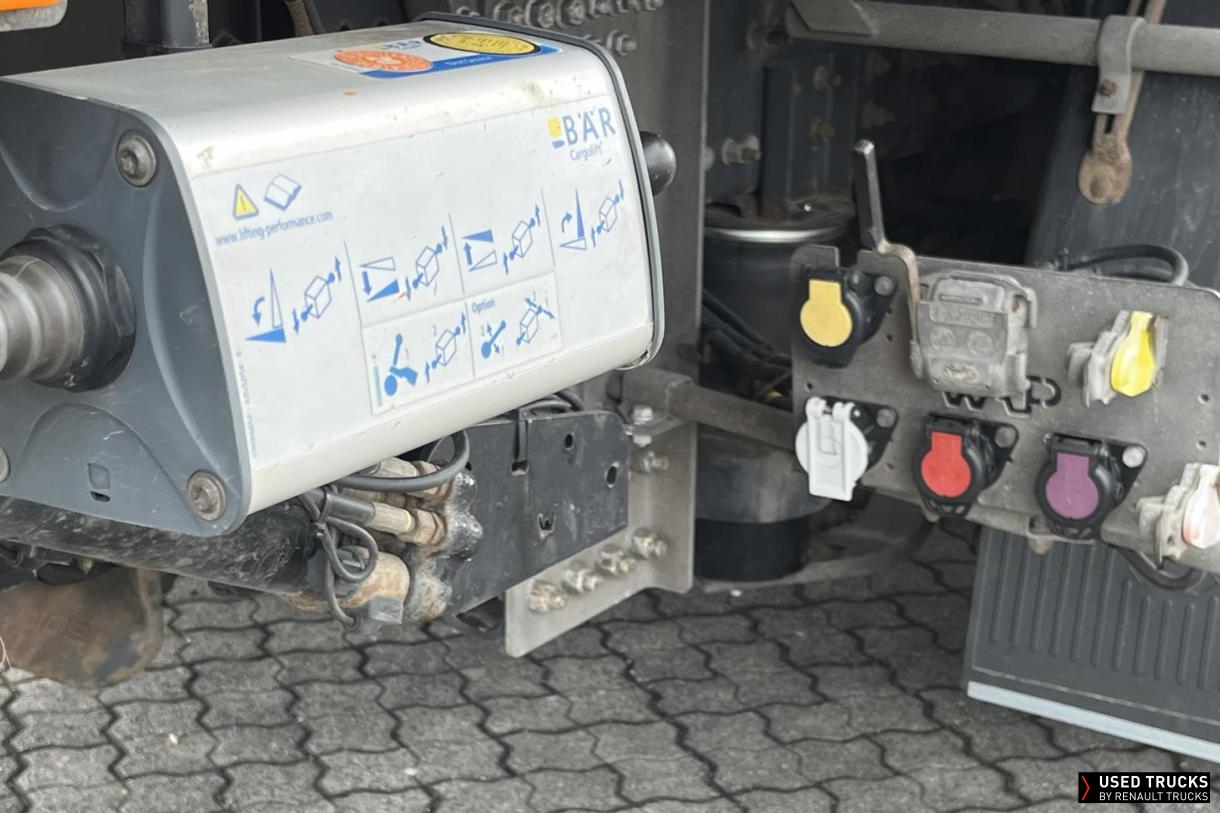 Renault Trucks T 440