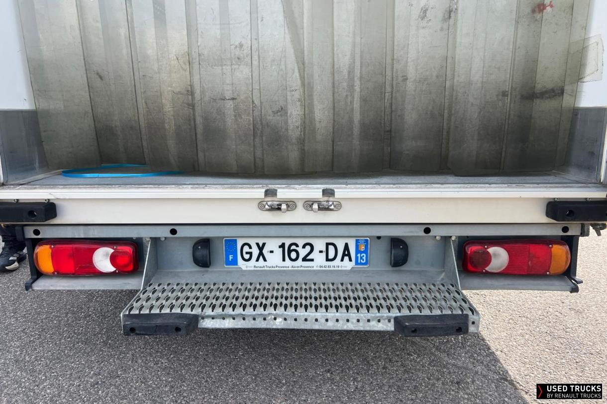 Renault Trucks Master 165