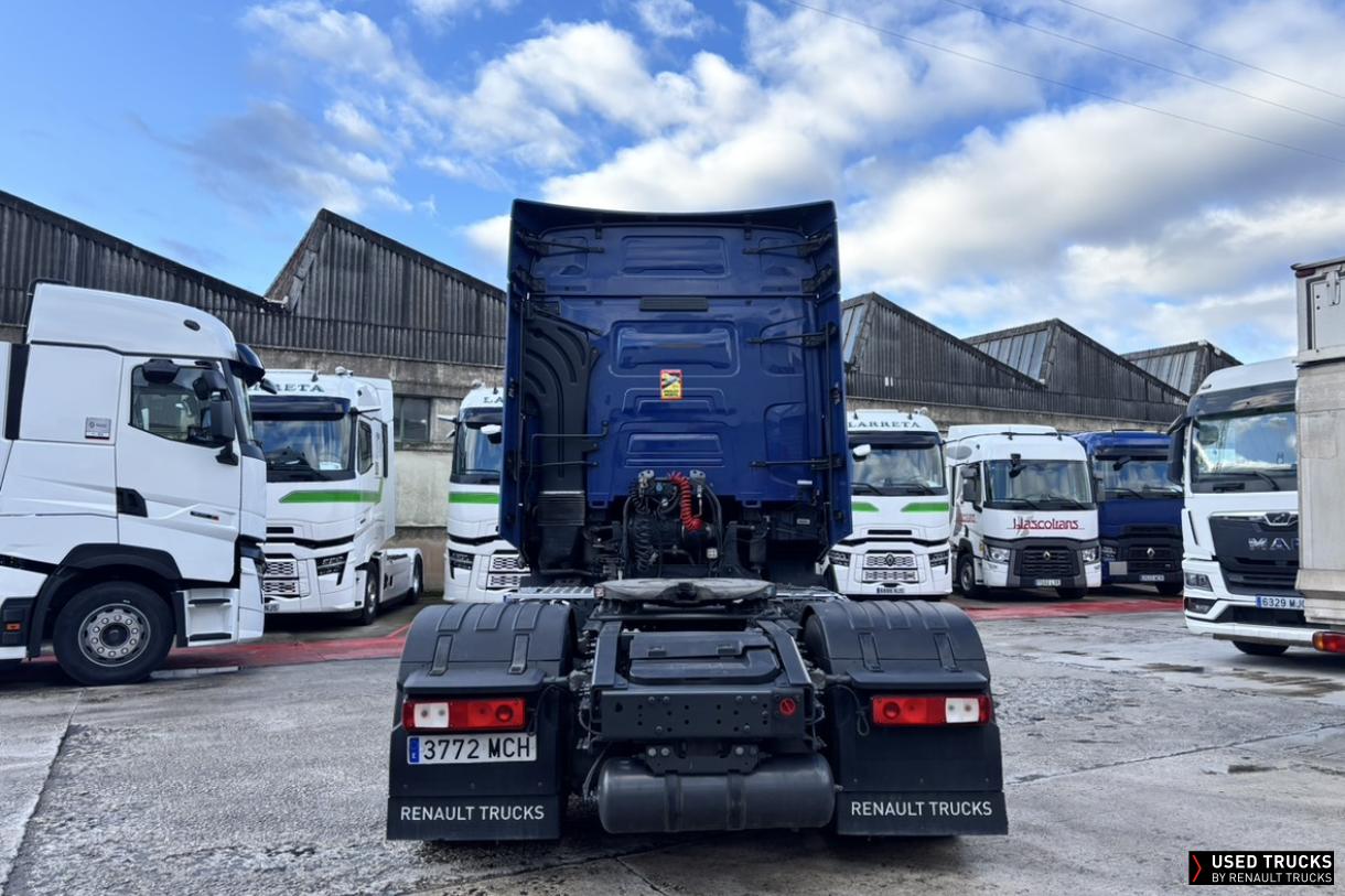 Renault Trucks T High 