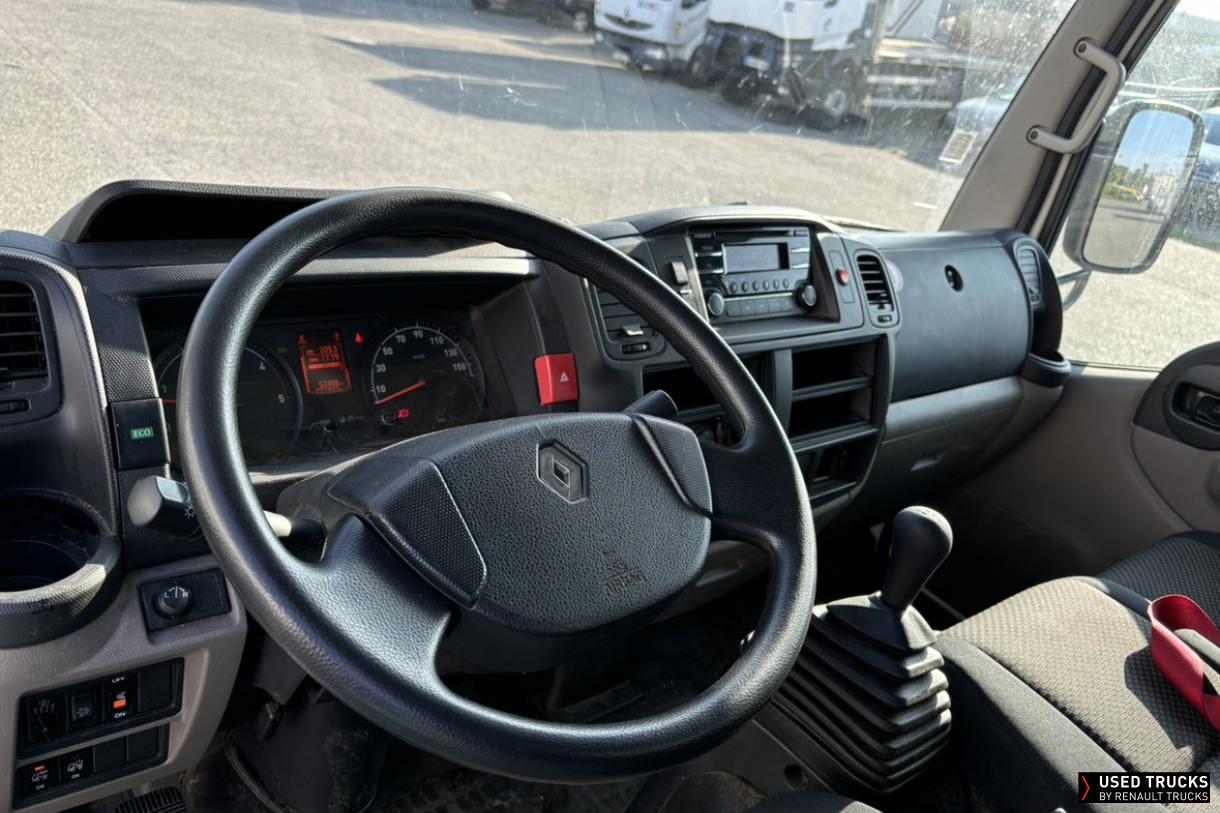 Renault Trucks Maxity 130