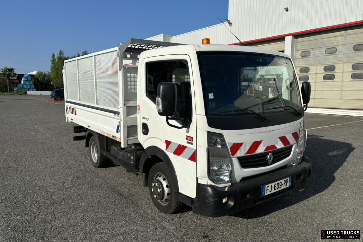 Renault Trucks Maxity 130
