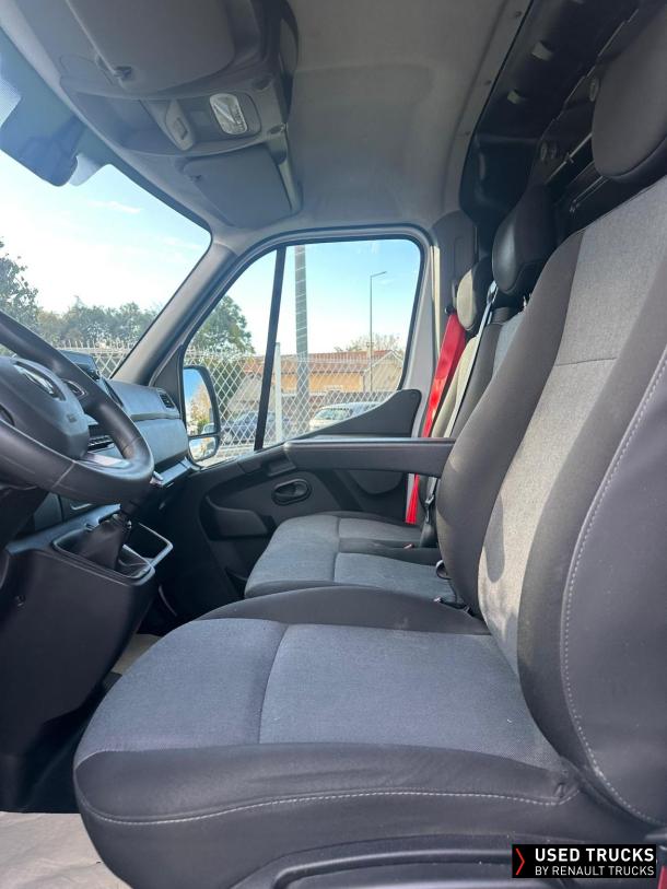 Renault Trucks Master 135