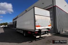 Renault Trucks Midlum
                                          220