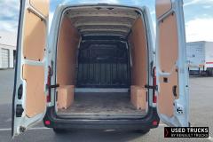 Renault Trucks Master
                                          130