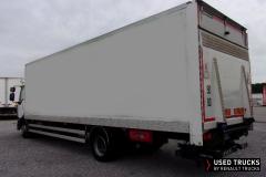 Renault Trucks D
                                          240