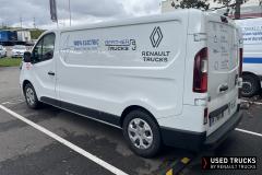 Renault Trucks Trafic
                                          