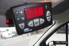 Renault Trucks Trafic
                                          145