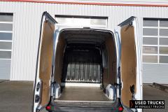 Renault Master
                                          130