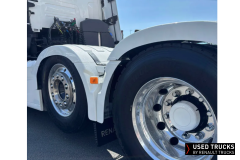 Renault Trucks T High
                                          