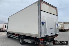 Renault Trucks D
                                          210