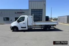 Renault Trucks Master
                                          130