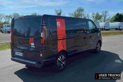 Renault Trucks Trafic
                                          130