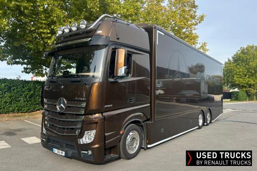 Mercedes-Benz Actros 530