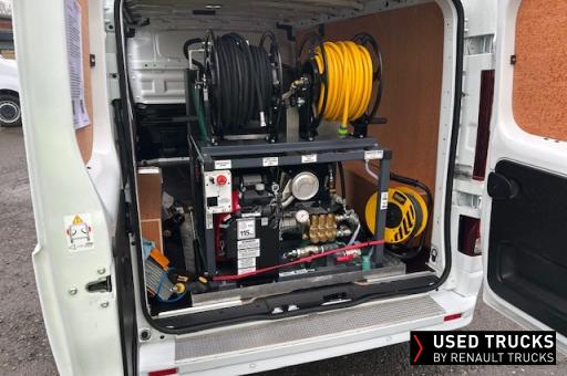 Renault Trucks Trafic 240